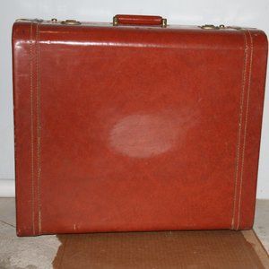 Vintage hard sided suitcase 1960s Celanese w key
